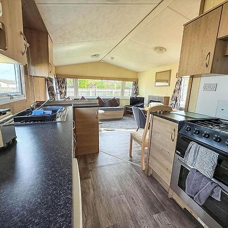 Lovely 6 Berth Caravan At Sunnydale Holiday Park Ref 35375S Лаут Екстер'єр фото
