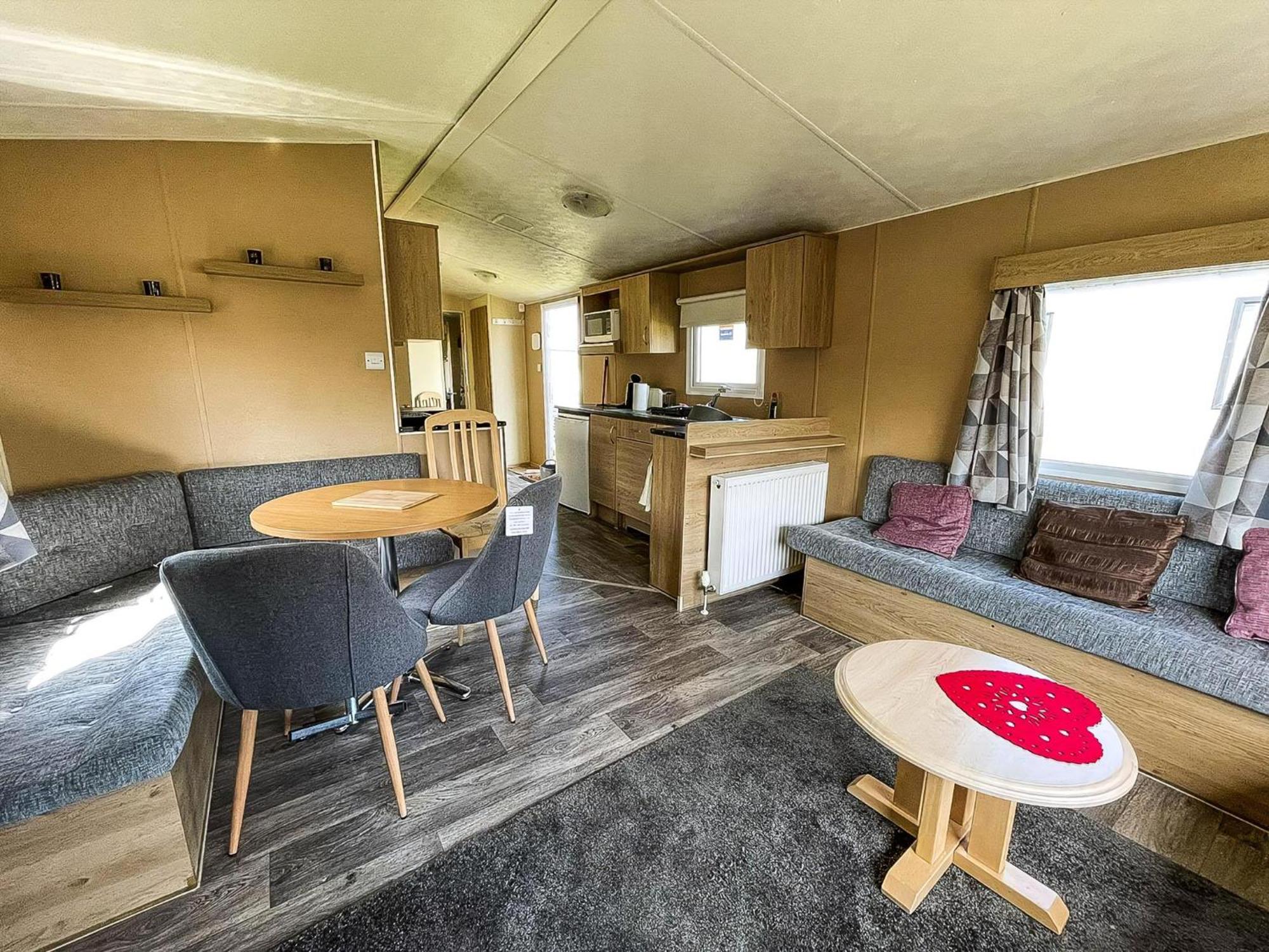 Lovely 6 Berth Caravan At Sunnydale Holiday Park Ref 35375S Лаут Екстер'єр фото