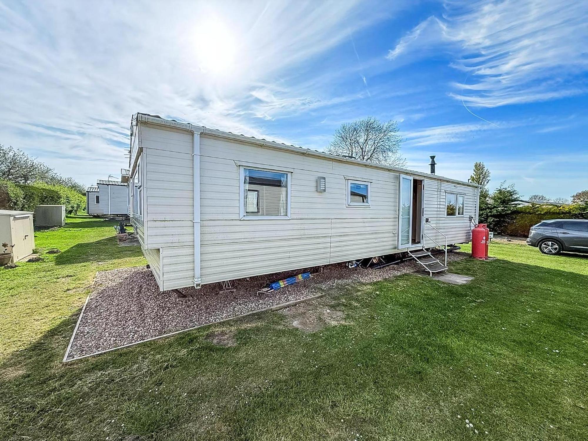 Lovely 6 Berth Caravan At Sunnydale Holiday Park Ref 35375S Лаут Екстер'єр фото