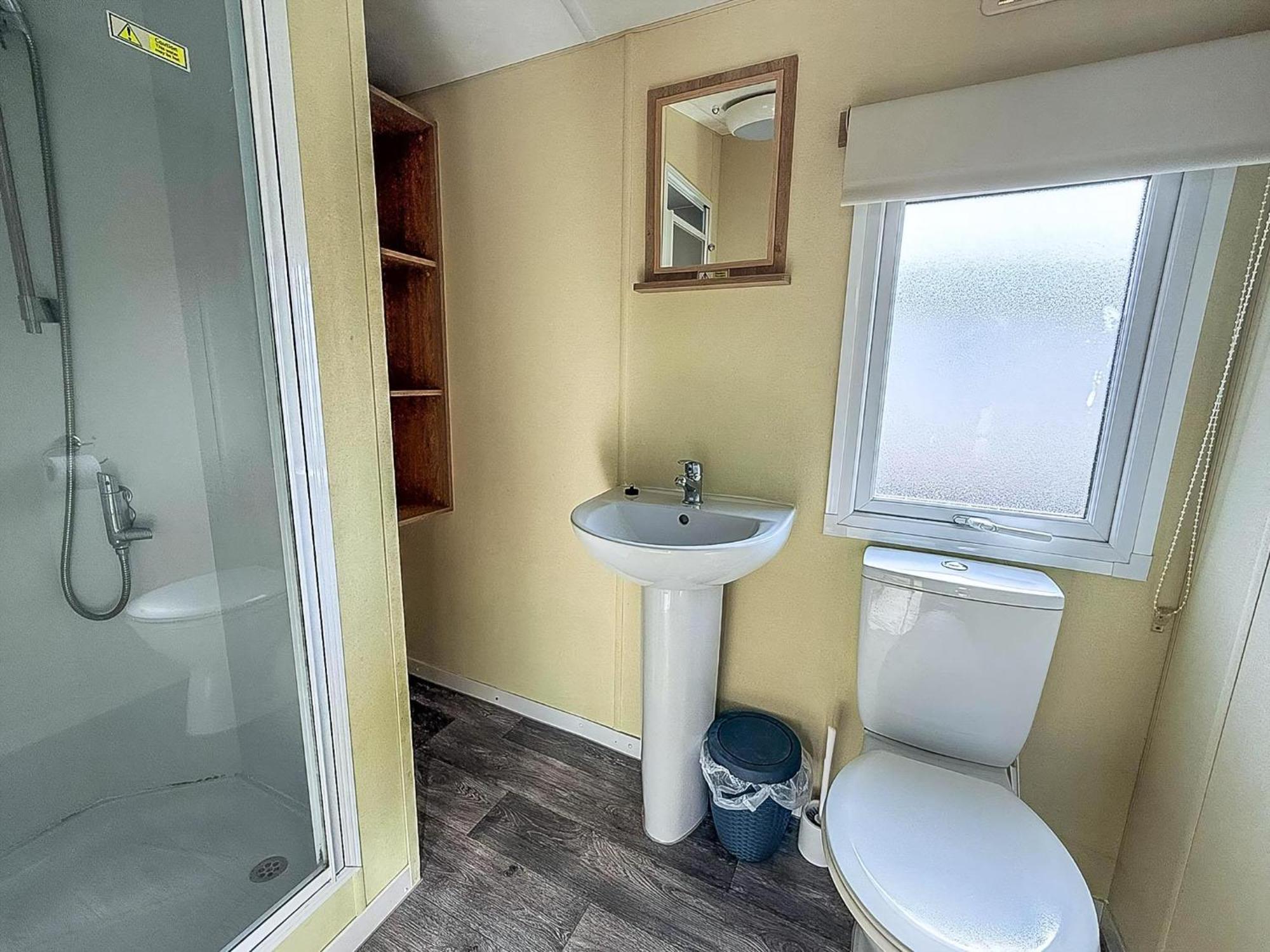 Lovely 6 Berth Caravan At Sunnydale Holiday Park Ref 35375S Лаут Екстер'єр фото
